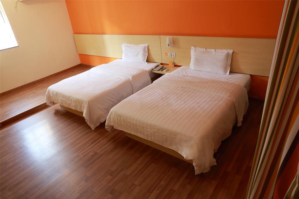 7Days Inn Laiwu Fengcheng West Street Værelse billede